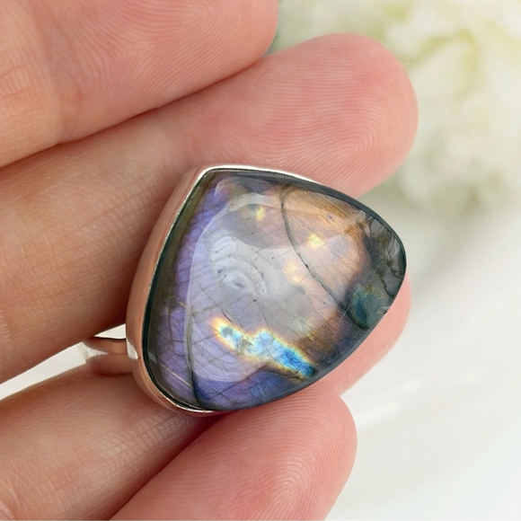 Pure Sterling Silver 925 Purple Labradorite Ring Size 8 1/2 8.5 Colorful New - Picture 3 of 12